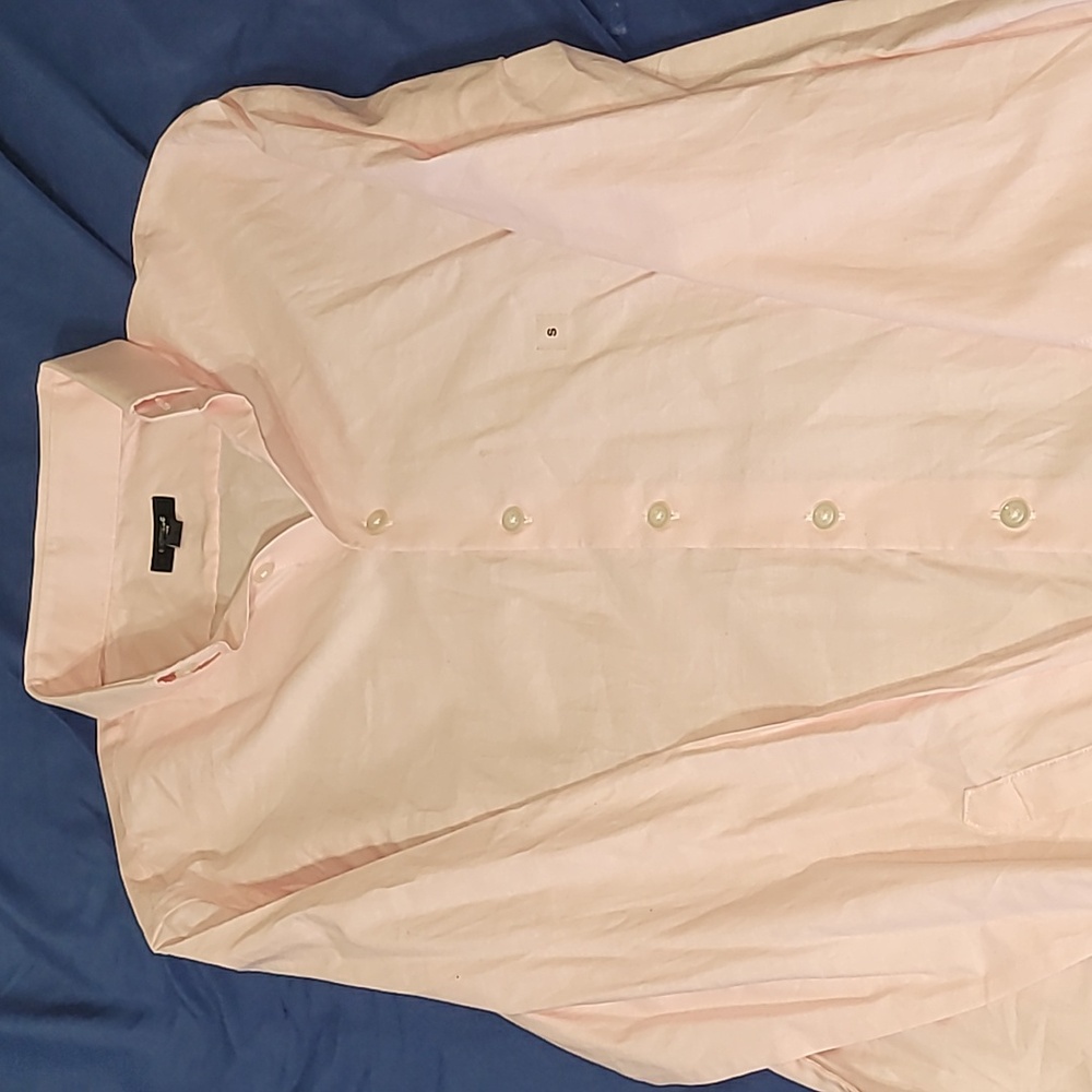 Pink collar dressing shirt